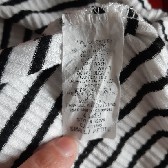 Black and White Stripped Dress - Picture 7 of 7